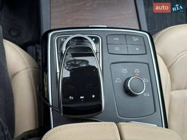 Синий Мерседес ГЛС-Класс, объемом двигателя 3 л и пробегом 86 тыс. км за 44990 $, фото 23 на Automoto.ua