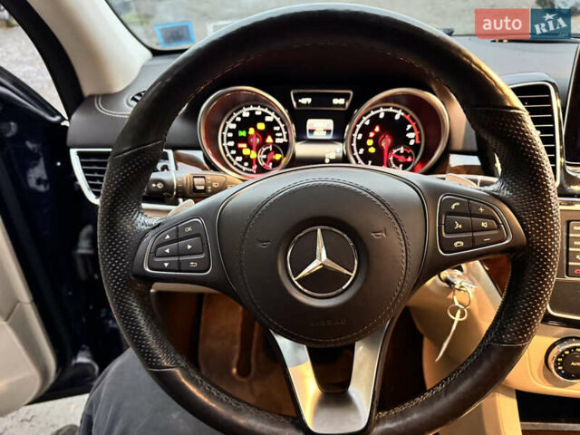 Синий Мерседес ГЛС-Класс, объемом двигателя 3 л и пробегом 52 тыс. км за 24900 $, фото 25 на Automoto.ua