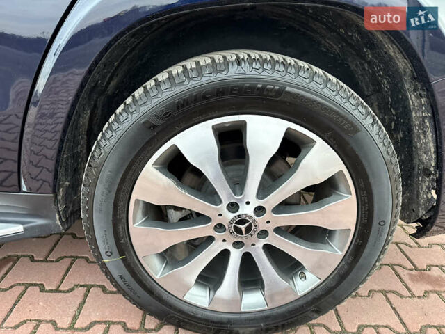 Синий Мерседес ГЛС-Класс, объемом двигателя 3 л и пробегом 52 тыс. км за 33800 $, фото 44 на Automoto.ua