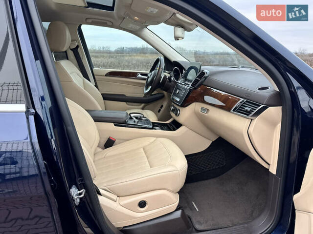 Синий Мерседес ГЛС-Класс, объемом двигателя 3 л и пробегом 52 тыс. км за 33800 $, фото 53 на Automoto.ua