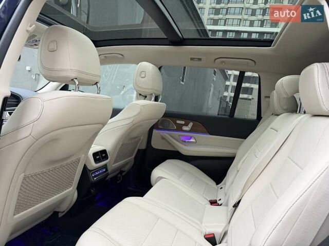 Синий Мерседес ГЛС-Класс, объемом двигателя 3 л и пробегом 60 тыс. км за 77333 $, фото 64 на Automoto.ua