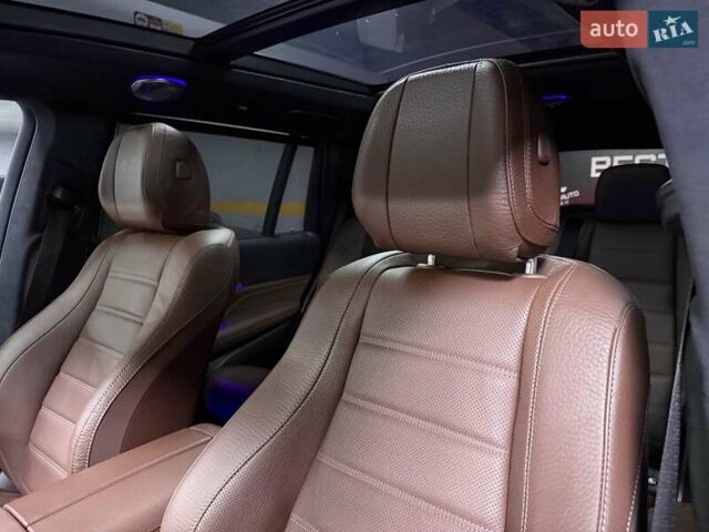 Синий Мерседес ГЛС-Класс, объемом двигателя 2.99 л и пробегом 50 тыс. км за 127500 $, фото 56 на Automoto.ua