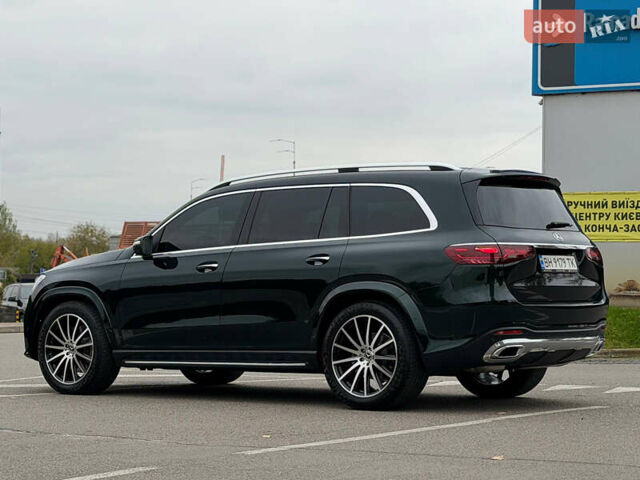 Мерседес ГЛС-Класс 2024 у Києві на Automoto.ua Зелений Мерседес ГЛС-Класс, об'ємом двигуна 2.93 л та пробігом 10 тис. км за 124900 $, фото 4 на Automoto.ua