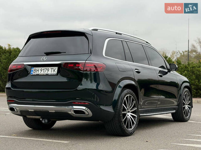 Мерседес ГЛС-Класс 2024 у Києві на Automoto.ua Зелений Мерседес ГЛС-Класс, об'ємом двигуна 2.93 л та пробігом 10 тис. км за 124900 $, фото 2 на Automoto.ua