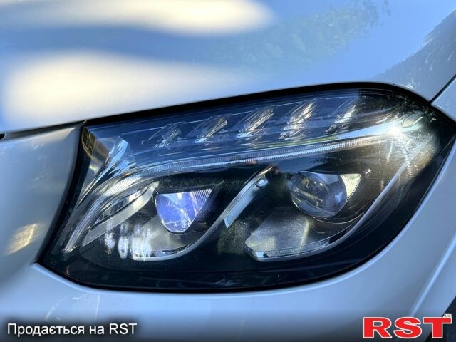 Белый Мерседес ГЛС, объемом двигателя 4.7 л и пробегом 154 тыс. км за 28800 $, фото 2 на Automoto.ua