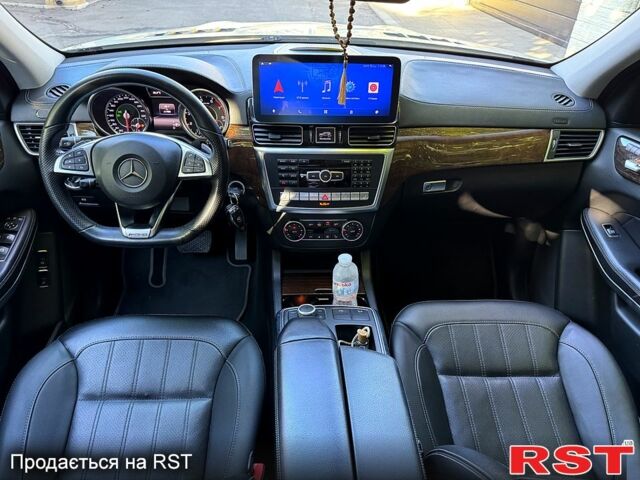 Белый Мерседес ГЛС, объемом двигателя 4.7 л и пробегом 154 тыс. км за 28800 $, фото 4 на Automoto.ua