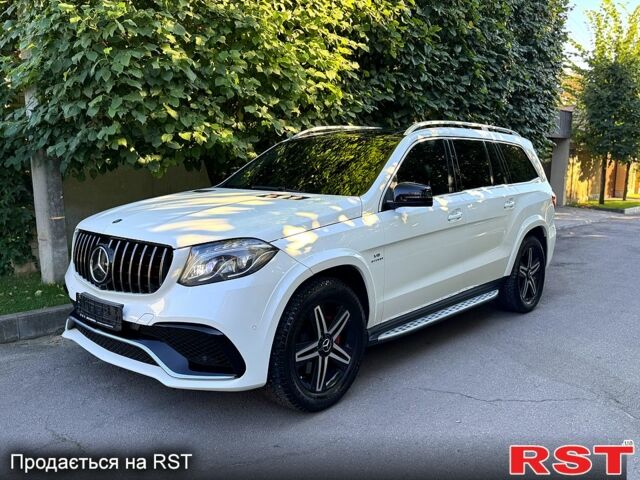 Белый Мерседес ГЛС, объемом двигателя 4.7 л и пробегом 154 тыс. км за 28800 $, фото 1 на Automoto.ua