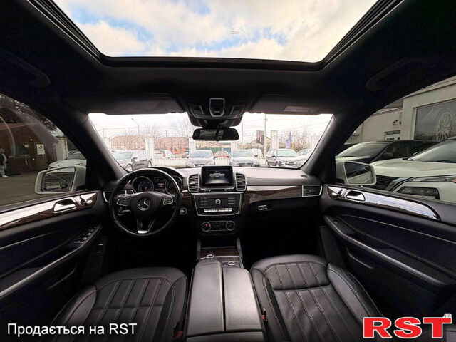 Білий Мерседес ГЛС, об'ємом двигуна 3 л та пробігом 200 тис. км за 36500 $, фото 5 на Automoto.ua