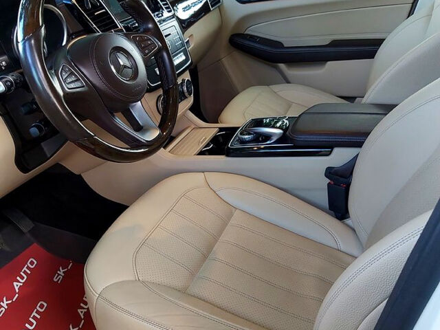 Білий Мерседес ГЛС, об'ємом двигуна 3 л та пробігом 128 тис. км за 35000 $, фото 4 на Automoto.ua