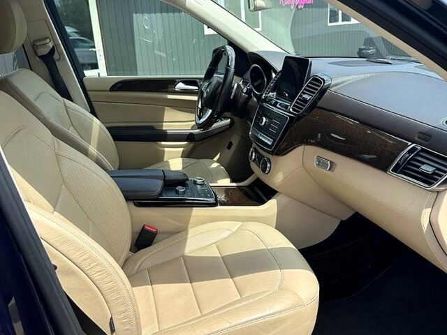 Синій Мерседес ГЛС, об'ємом двигуна 3 л та пробігом 67 тис. км за 43800 $, фото 4 на Automoto.ua