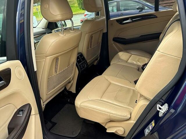 Синій Мерседес ГЛС, об'ємом двигуна 3 л та пробігом 67 тис. км за 43800 $, фото 3 на Automoto.ua