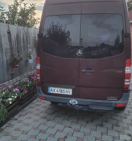 Красный Мерседес GLT-Class, объемом двигателя 2.14 л и пробегом 414 тыс. км за 14000 $, фото 3 на Automoto.ua