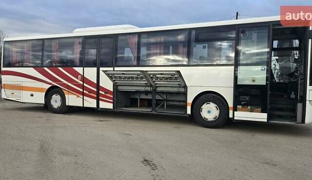 Белый Мерседес Интегро, объемом двигателя 11.97 л и пробегом 600 тыс. км за 40000 $, фото 1 на Automoto.ua