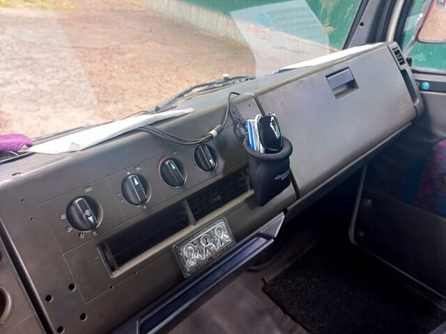 Мерседес ЛН, объемом двигателя 4 л и пробегом 454 тыс. км за 8500 $, фото 2 на Automoto.ua