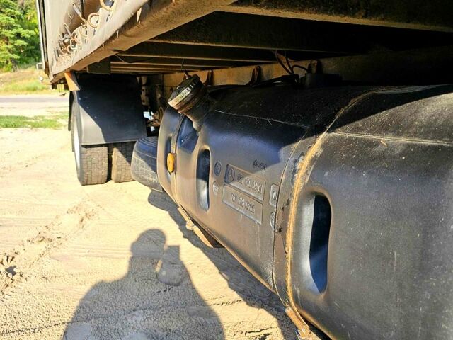 Мерседес ЛН, об'ємом двигуна 4.3 л та пробігом 500 тис. км за 9000 $, фото 2 на Automoto.ua