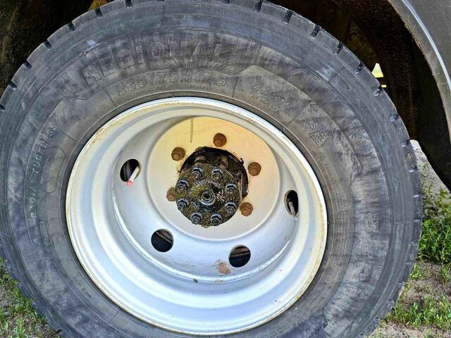 Мерседес ЛН, об'ємом двигуна 4.3 л та пробігом 500 тис. км за 9000 $, фото 6 на Automoto.ua