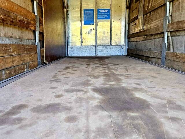 Мерседес ЛН, об'ємом двигуна 4.3 л та пробігом 500 тис. км за 9000 $, фото 3 на Automoto.ua