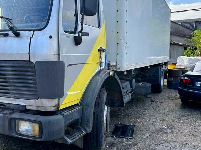 Серый Мерседес ЛН, объемом двигателя 11 л и пробегом 139 тыс. км за 6000 $, фото 2 на Automoto.ua