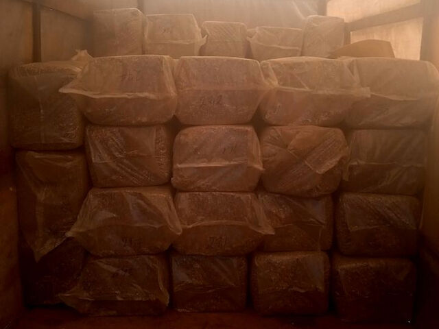 Синій Мерседес ЛН, об'ємом двигуна 6 л та пробігом 1000 тис. км за 8500 $, фото 6 на Automoto.ua