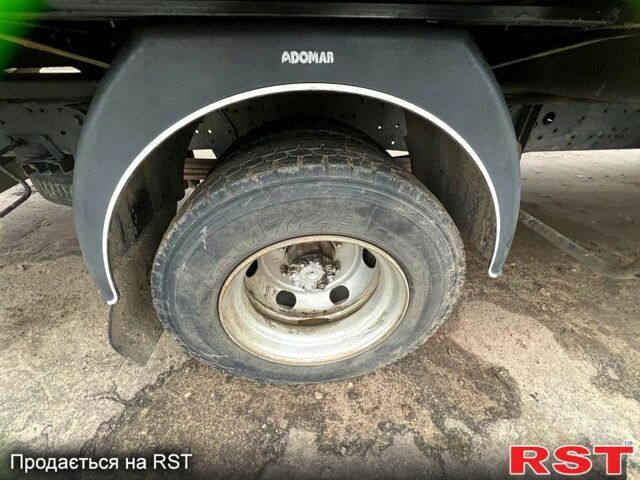 Синий Мерседес ЛН, объемом двигателя 4 л и пробегом 686 тыс. км за 10000 $, фото 4 на Automoto.ua