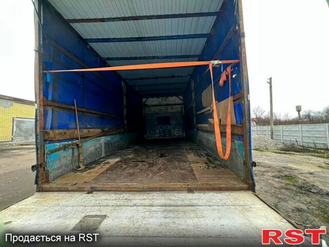 Синий Мерседес ЛН, объемом двигателя 4 л и пробегом 686 тыс. км за 10000 $, фото 5 на Automoto.ua