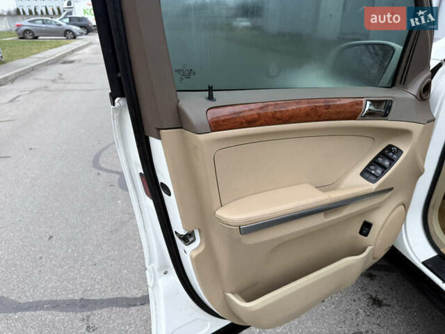 Білий Мерседес М-Клас, об'ємом двигуна 3.5 л та пробігом 265 тис. км за 6400 $, фото 12 на Automoto.ua