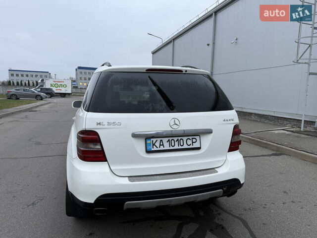 Білий Мерседес М-Клас, об'ємом двигуна 3.5 л та пробігом 265 тис. км за 6400 $, фото 4 на Automoto.ua