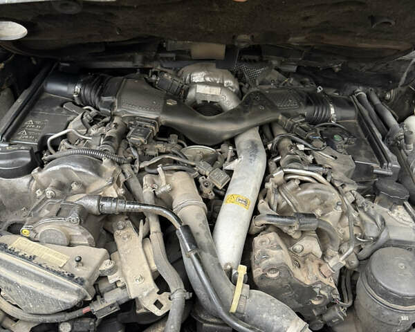 Белый Мерседес М-Класс, объемом двигателя 2.99 л и пробегом 275 тыс. км за 13800 $, фото 13 на Automoto.ua