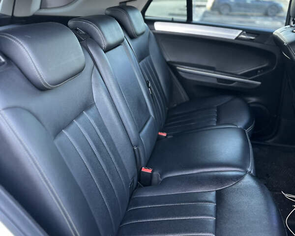 Белый Мерседес М-Класс, объемом двигателя 3 л и пробегом 266 тыс. км за 11650 $, фото 20 на Automoto.ua