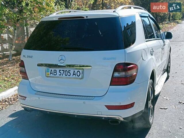 Мерседес М-Класс 2008 в Виннице на Automoto.ua Белый Мерседес М-Класс, объемом двигателя 3.5 л и пробегом 200 тыс. км за 13500 $, фото 7 на Automoto.ua