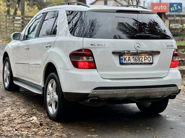 Белый Мерседес М-Класс, объемом двигателя 3.5 л и пробегом 154 тыс. км за 11800 $, фото 9 на Automoto.ua