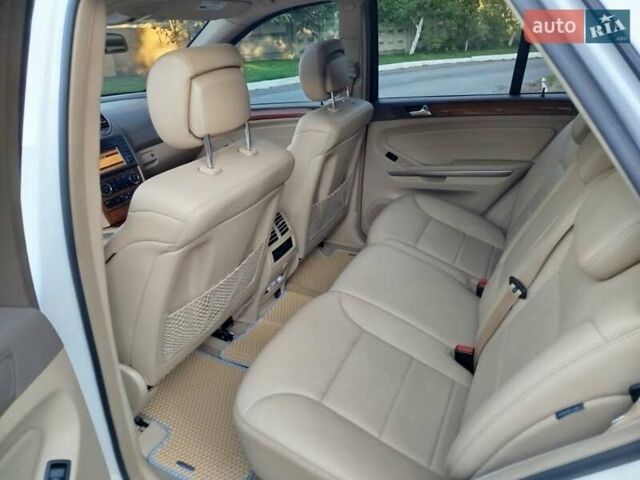 Мерседес М-Класс 2008 в Виннице на Automoto.ua Белый Мерседес М-Класс, объемом двигателя 3.5 л и пробегом 200 тыс. км за 13500 $, фото 16 на Automoto.ua