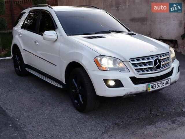 Мерседес М-Класс 2008 в Виннице на Automoto.ua Белый Мерседес М-Класс, объемом двигателя 3.5 л и пробегом 200 тыс. км за 13500 $, фото 3 на Automoto.ua