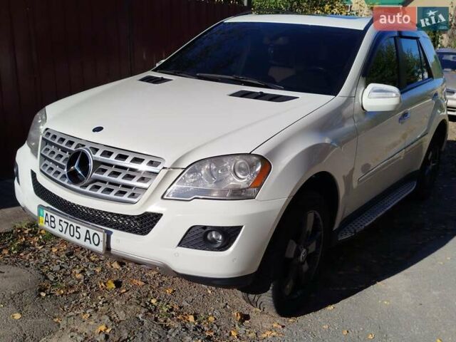 Мерседес М-Класс 2008 в Виннице на Automoto.ua Белый Мерседес М-Класс, объемом двигателя 3.5 л и пробегом 200 тыс. км за 13500 $, фото 19 на Automoto.ua