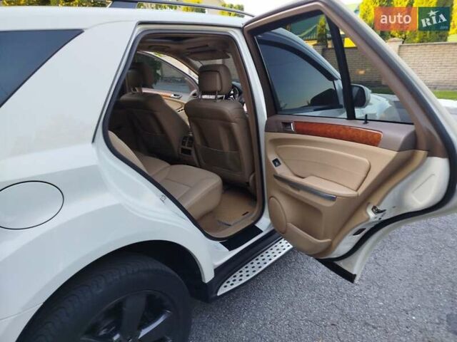 Мерседес М-Класс 2008 в Виннице на Automoto.ua Белый Мерседес М-Класс, объемом двигателя 3.5 л и пробегом 200 тыс. км за 13500 $, фото 14 на Automoto.ua