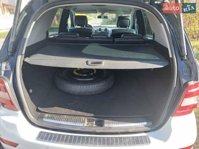 Мерседес М-Класс 2008 в Фастове на Automoto.ua Белый Мерседес М-Класс, объемом двигателя 3.5 л и пробегом 261 тыс. км за 12800 $, фото 4 на Automoto.ua