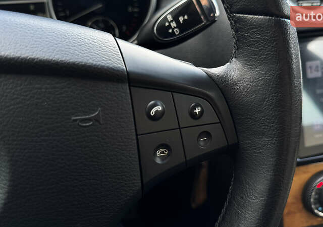 Белый Мерседес М-Класс, объемом двигателя 3.5 л и пробегом 258 тыс. км за 10900 $, фото 27 на Automoto.ua