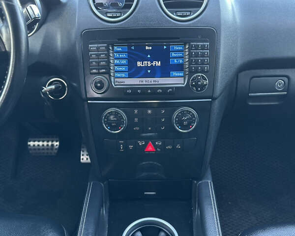 Белый Мерседес М-Класс, объемом двигателя 3 л и пробегом 266 тыс. км за 11650 $, фото 16 на Automoto.ua