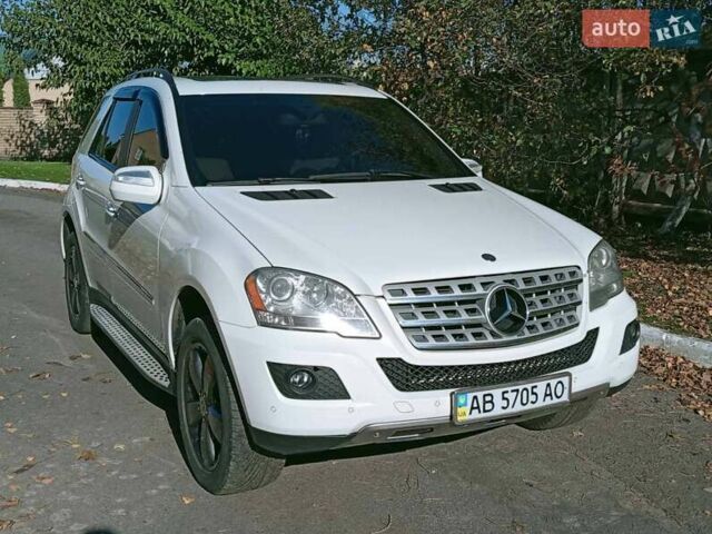 Мерседес М-Класс 2008 в Виннице на Automoto.ua Белый Мерседес М-Класс, объемом двигателя 3.5 л и пробегом 200 тыс. км за 13500 $, фото 8 на Automoto.ua