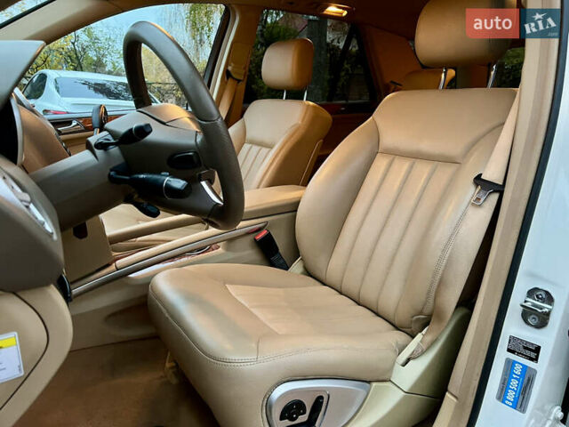 Белый Мерседес М-Класс, объемом двигателя 3.5 л и пробегом 154 тыс. км за 11800 $, фото 17 на Automoto.ua