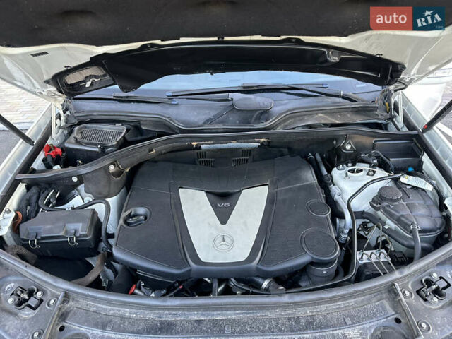 Белый Мерседес М-Класс, объемом двигателя 3 л и пробегом 266 тыс. км за 11650 $, фото 24 на Automoto.ua