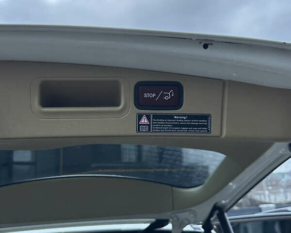 Белый Мерседес М-Класс, объемом двигателя 3.5 л и пробегом 312 тыс. км за 14500 $, фото 18 на Automoto.ua