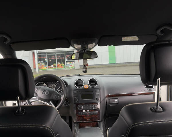 Белый Мерседес М-Класс, объемом двигателя 2.99 л и пробегом 215 тыс. км за 16300 $, фото 8 на Automoto.ua