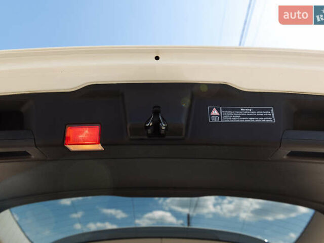 Белый Мерседес М-Класс, объемом двигателя 2.99 л и пробегом 193 тыс. км за 23000 $, фото 40 на Automoto.ua