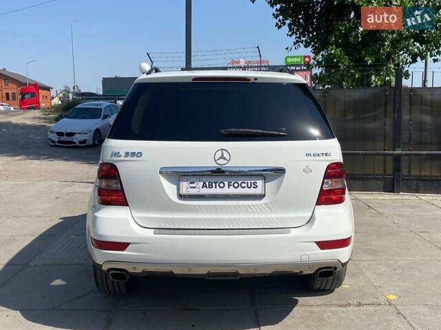 Білий Мерседес М-Клас, об'ємом двигуна 2.99 л та пробігом 312 тис. км за 15690 $, фото 5 на Automoto.ua