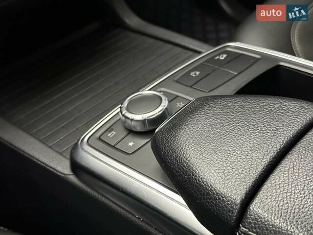 Білий Мерседес М-Клас, об'ємом двигуна 2.14 л та пробігом 183 тис. км за 22500 $, фото 33 на Automoto.ua