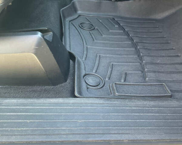 Білий Мерседес М-Клас, об'ємом двигуна 2.99 л та пробігом 165 тис. км за 20999 $, фото 87 на Automoto.ua