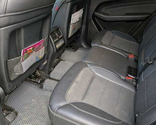 Белый Мерседес М-Класс, объемом двигателя 2.14 л и пробегом 200 тыс. км за 19800 $, фото 5 на Automoto.ua