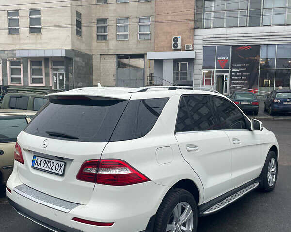 Білий Мерседес М-Клас, об'ємом двигуна 2.99 л та пробігом 165 тис. км за 20999 $, фото 34 на Automoto.ua