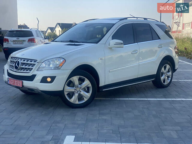 Білий Мерседес М-Клас, об'ємом двигуна 3 л та пробігом 144 тис. км за 14999 $, фото 8 на Automoto.ua